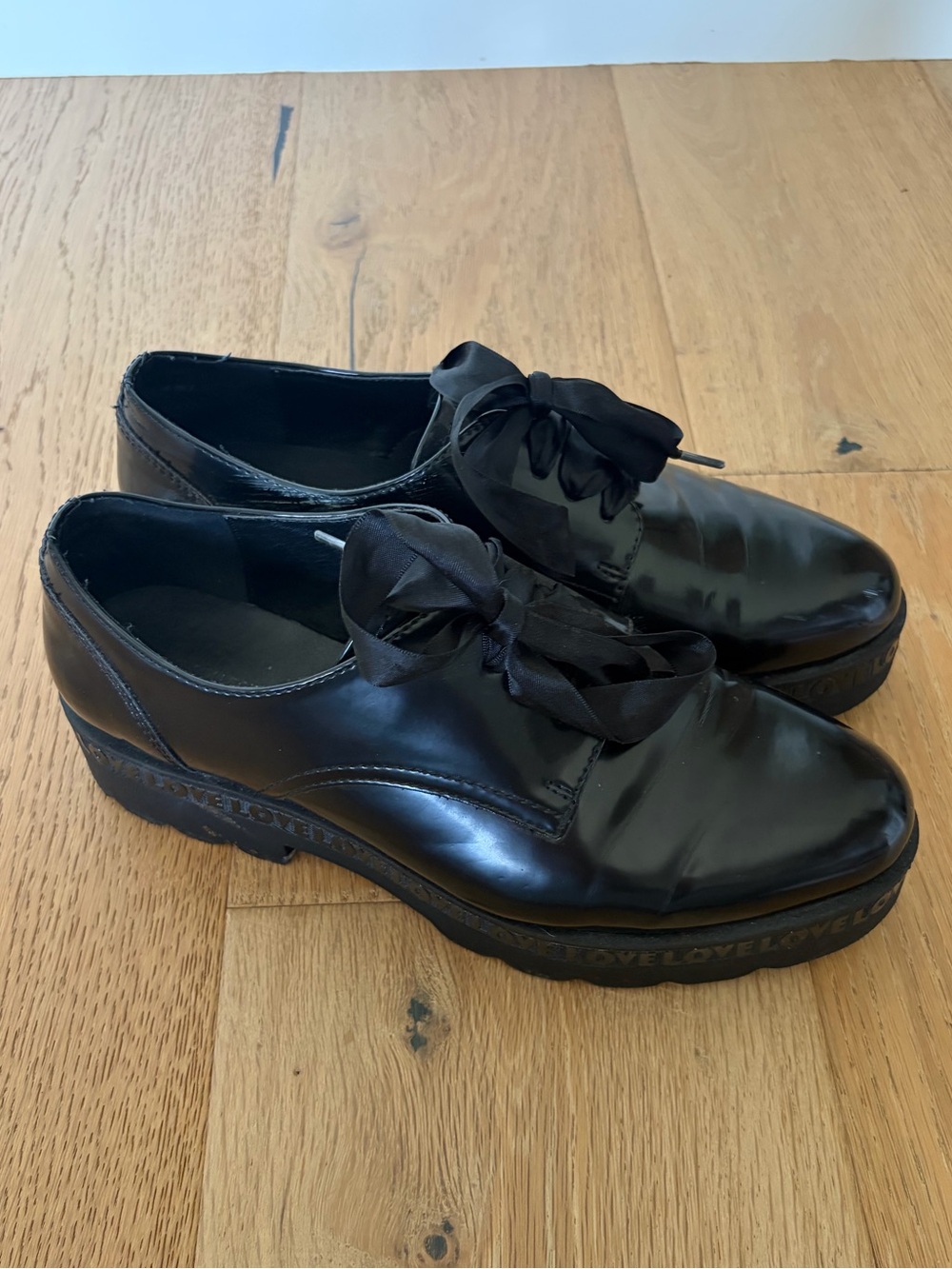 Black Ribbon Lace Platform Oxford - Women size 41